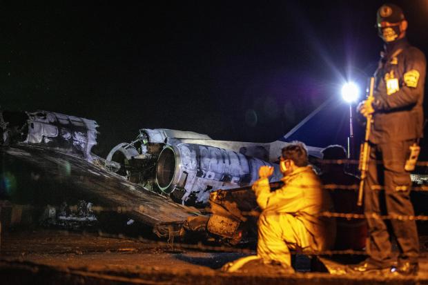 マニラ国際空港で羽田行きチャーター機が炎上 カナダ人患者など8人が死亡